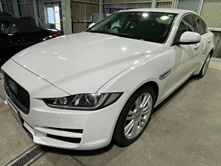 JAGUAR XE