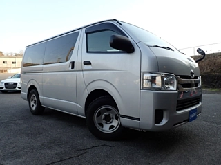 TOYOTA REGIUS ACE VAN