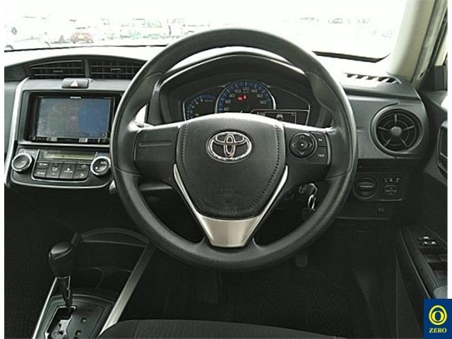 TOYOTA COROLLA FIELDER 2017