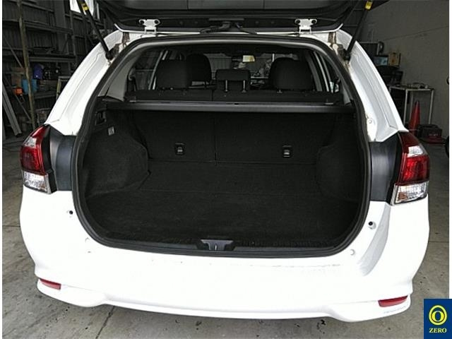 TOYOTA COROLLA FIELDER 2017