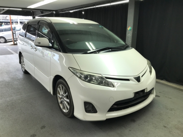 TOYOTA ESTIMA 2011