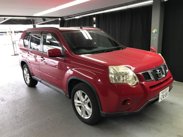 NISSAN X-TRAIL