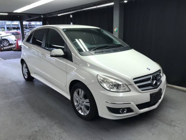 MERCEDES BENZ B CLASS 2011
