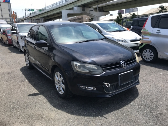 VOLKSWAGEN POLO 2012