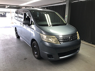 NISSAN SERENA 2010