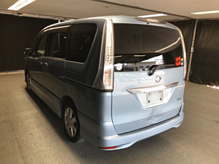 NISSAN SERENA 2013