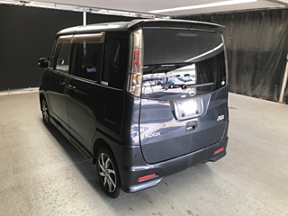 NISSAN ROOX 2010