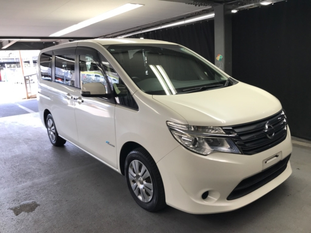 NISSAN SERENA 2015