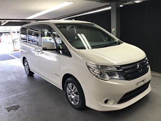 NISSAN SERENA 2015