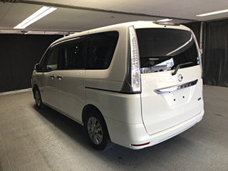 NISSAN SERENA 2015
