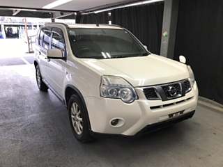NISSAN X-TRAIL 2013