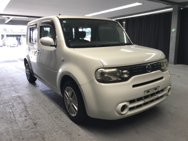 NISSAN CUBE 2011