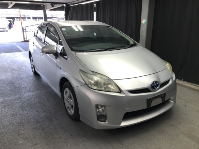 TOYOTA PRIUS 2010
