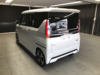 NISSAN ROOX 2021