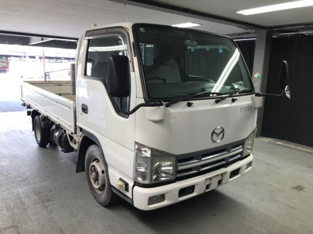 MAZDA TITAN 2010