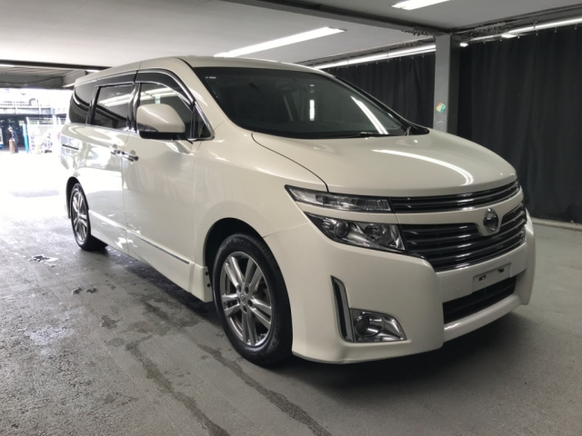 NISSAN ELGRAND 2012