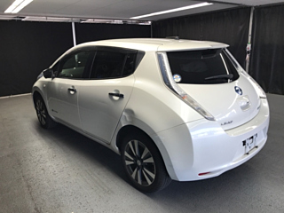 NISSAN LEAF 2017
