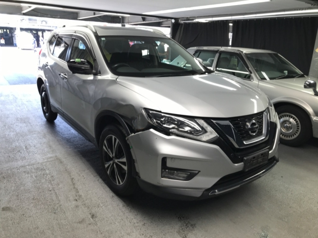 NISSAN X-TRAIL 2018
