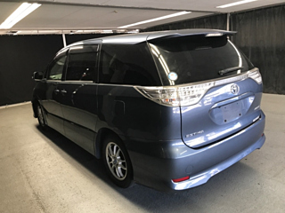 TOYOTA ESTIMA 2014