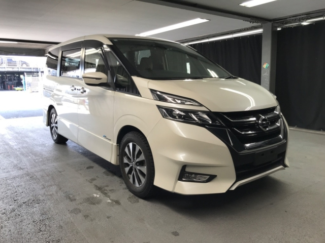 NISSAN SERENA 2018