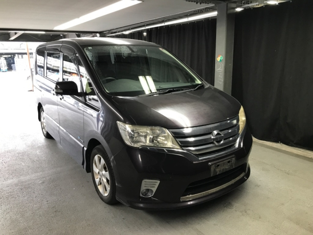 NISSAN SERENA 2012