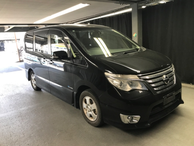 NISSAN SERENA 2014