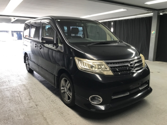 NISSAN SERENA 2009