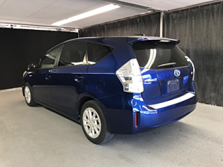 TOYOTA PRIUS ALPHA 2014