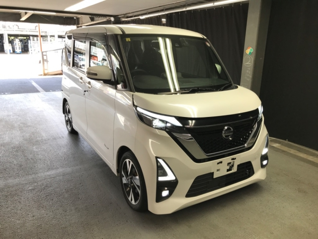 NISSAN ROOX 2020