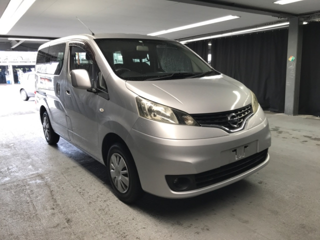 NISSAN NV200 2017