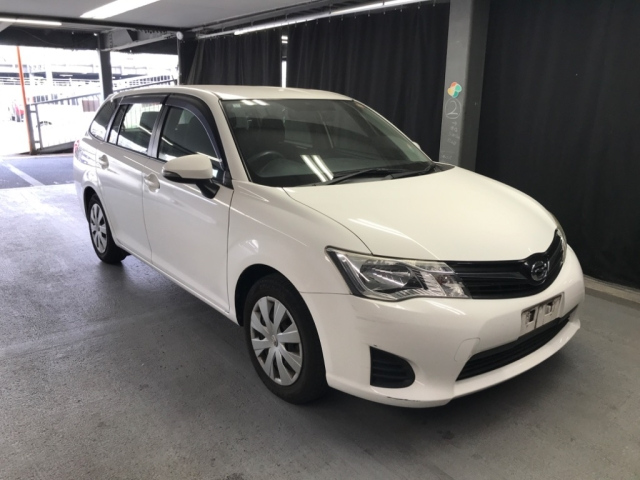 TOYOTA COROLLA FIELDER 2015
