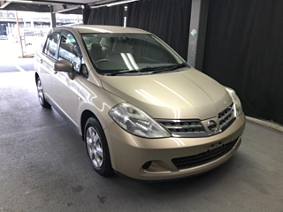 NISSAN TIIDA LATIO 2009