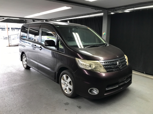 NISSAN SERENA 2009