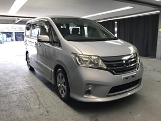 NISSAN SERENA 2013