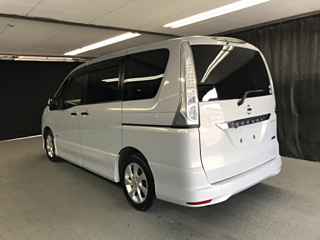 NISSAN SERENA 2013