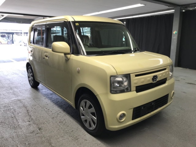 DAIHATSU MOVE CONTE 2011