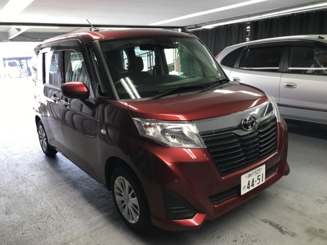TOYOTA ROOMY 2019