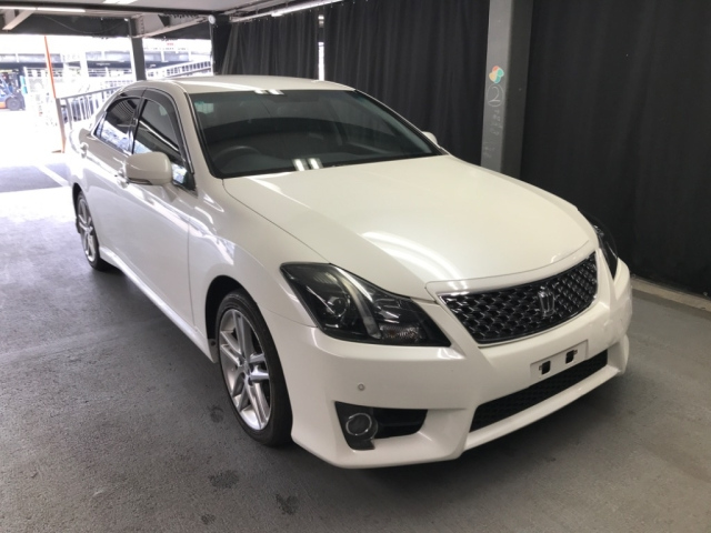 TOYOTA CROWN 2012