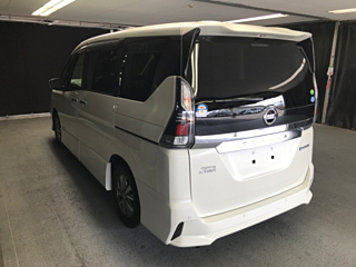 NISSAN SERENA 2019