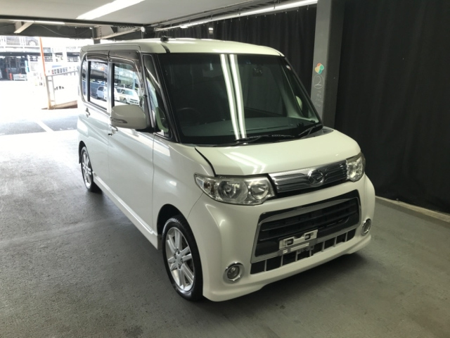 DAIHATSU TANTO 2012