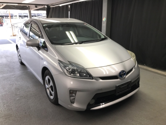 TOYOTA PRIUS 2012