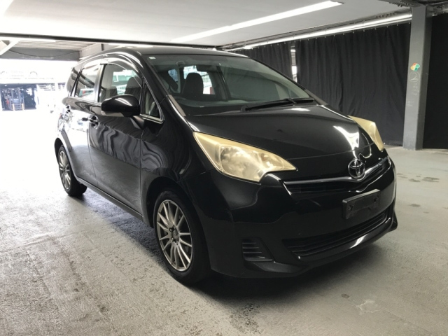 TOYOTA RACTIS 2010