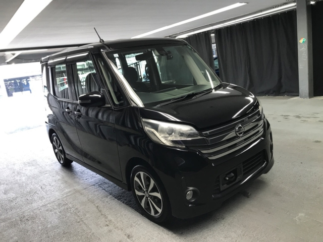 NISSAN DAYZ ROOX 2015