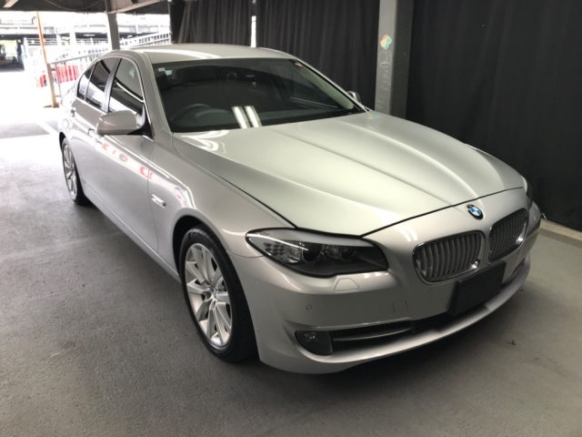 BMW 5 SERIES 2012