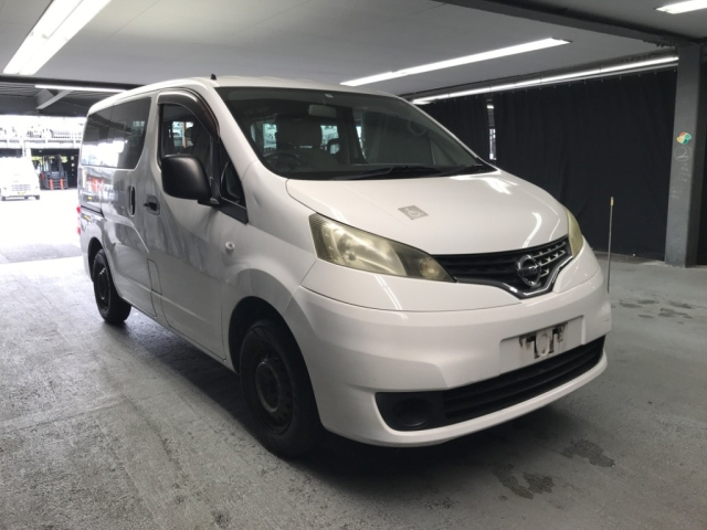 NISSAN NV200 2012