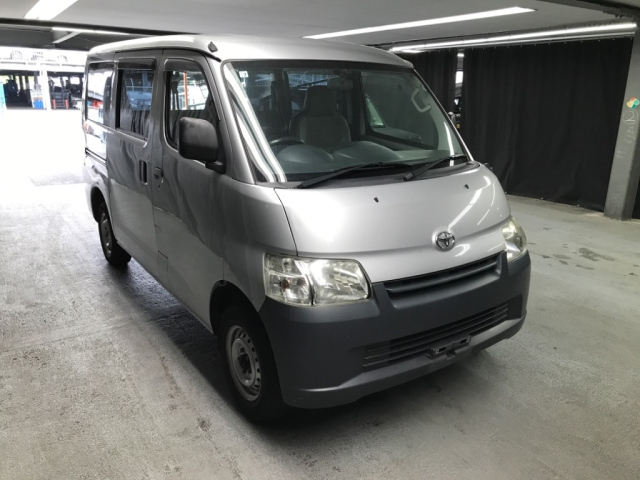 TOYOTA TOWN ACE VAN 2014