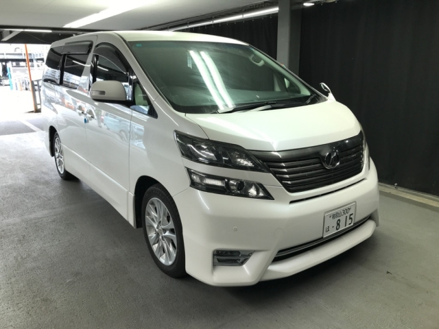 TOYOTA VELLFIRE 2009