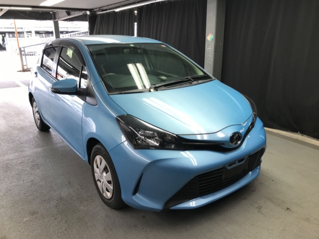 TOYOTA VITZ 2014