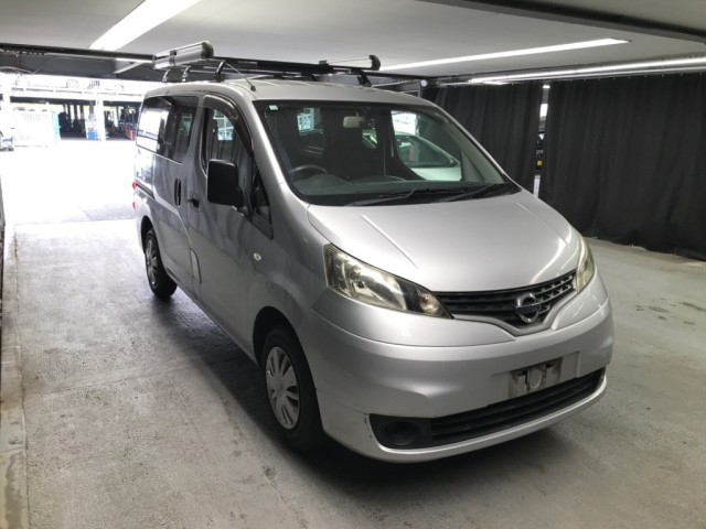 NISSAN NV200 2015