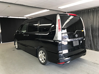 NISSAN SERENA 2011
